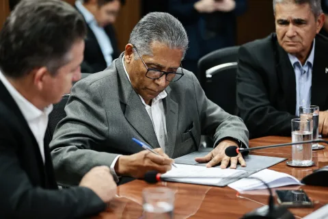 Foto 6 da galeria Convênio com o Governo de Mato Grosso, ALMT e INTERMAT
